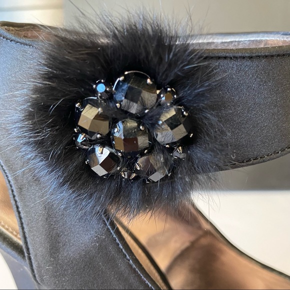 Nina Ricci satin ankle strap Peep toe heels - Picture 5 of 14